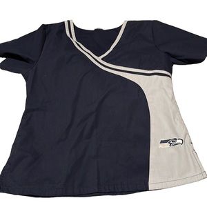 Seahawks NFL Scrubs Scrub Uniform Top Size Small